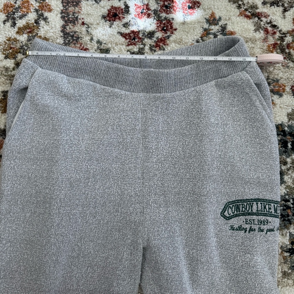 Cowboy Like Me Sweatset by Taylor Swift - Picture 4 of 11